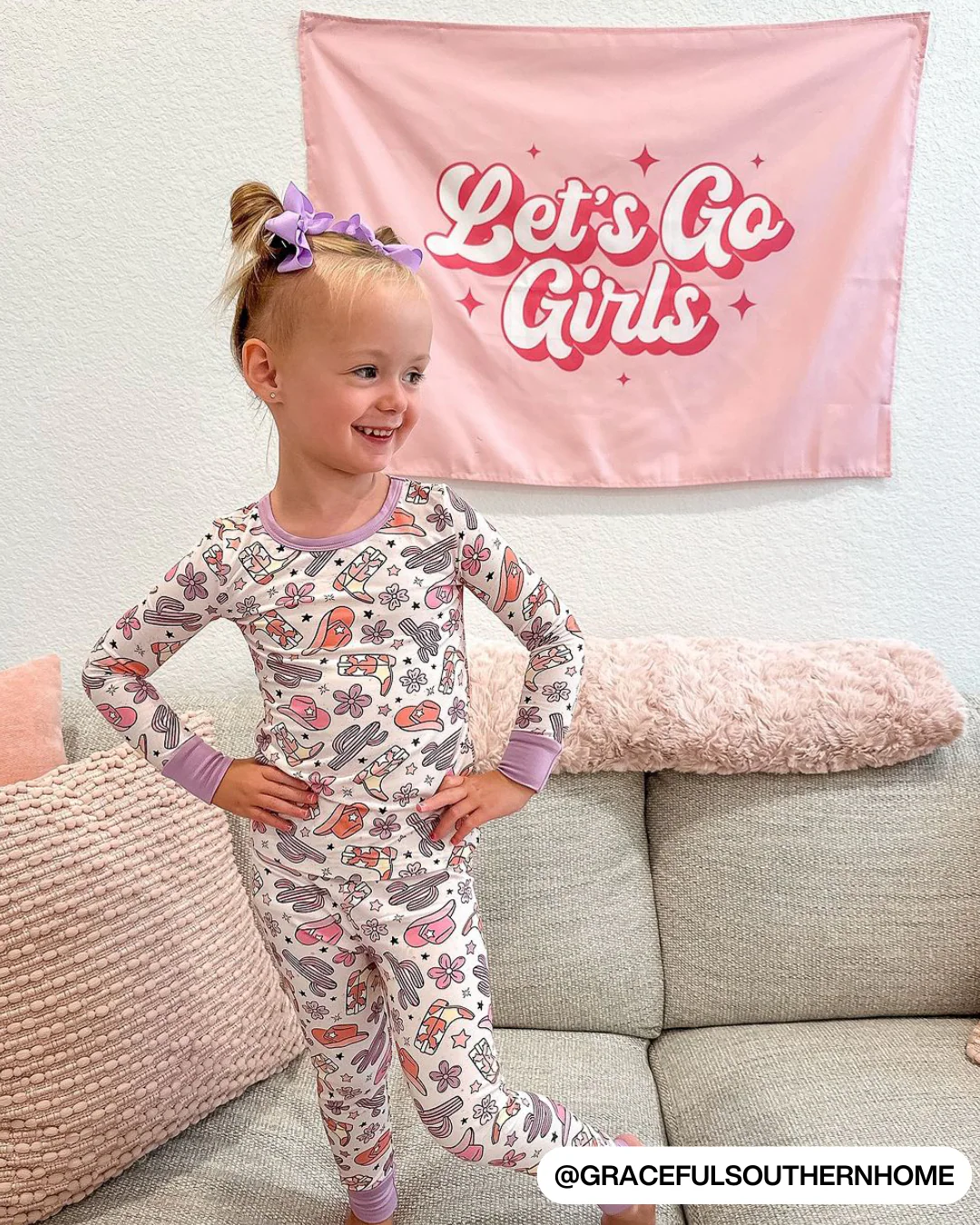 Let's Go Girls Banner - Image 4