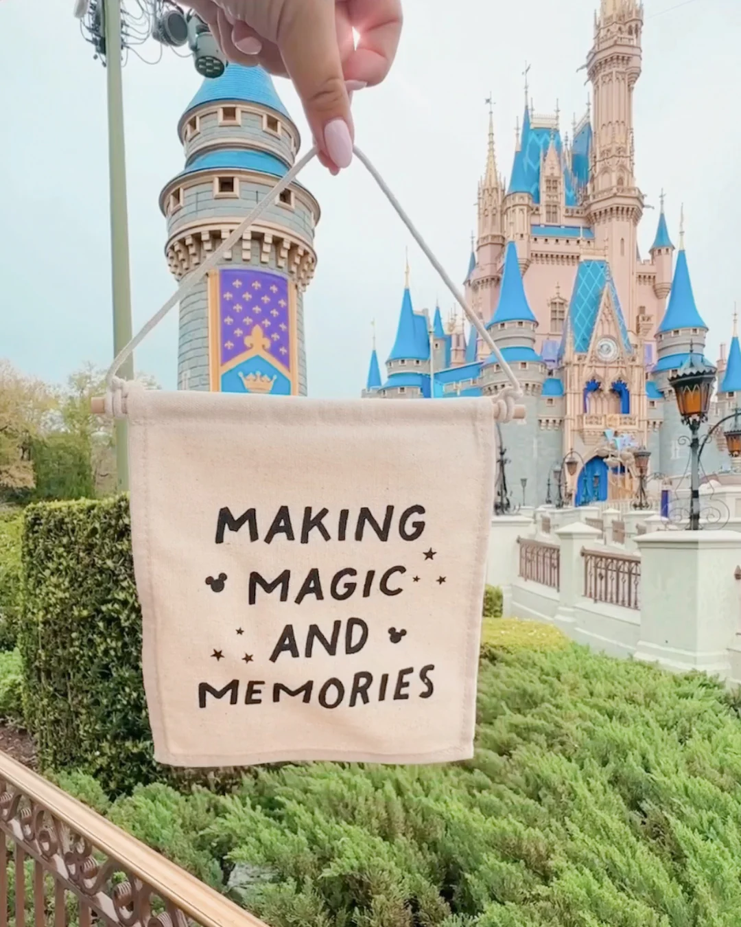 Making Magic and Memories Canvas Hang Sign - Image 2