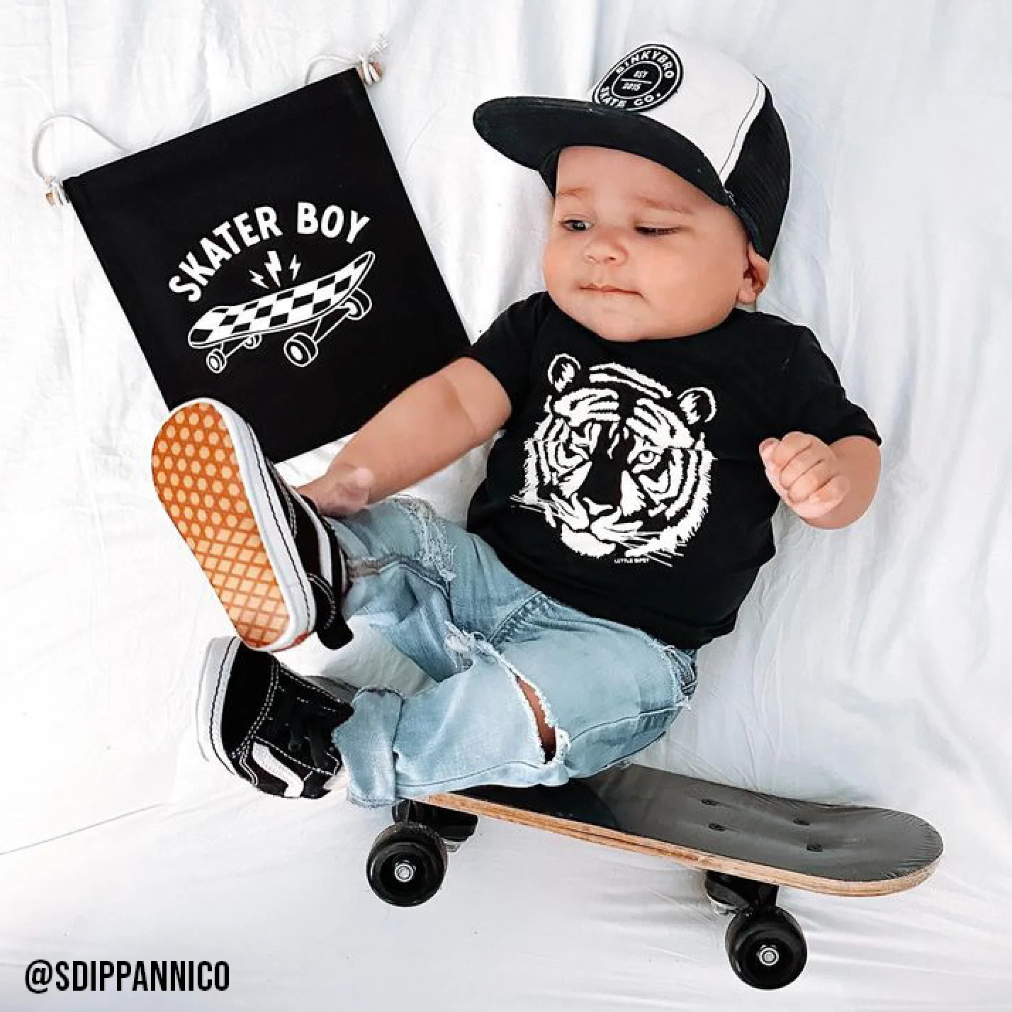 Skater Boy (Black) Canvas Hang Sign - Image 2